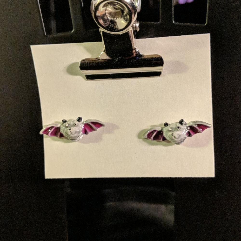 NWOT Vintage 90s Y2K Halloween Spooky Bat Earrings